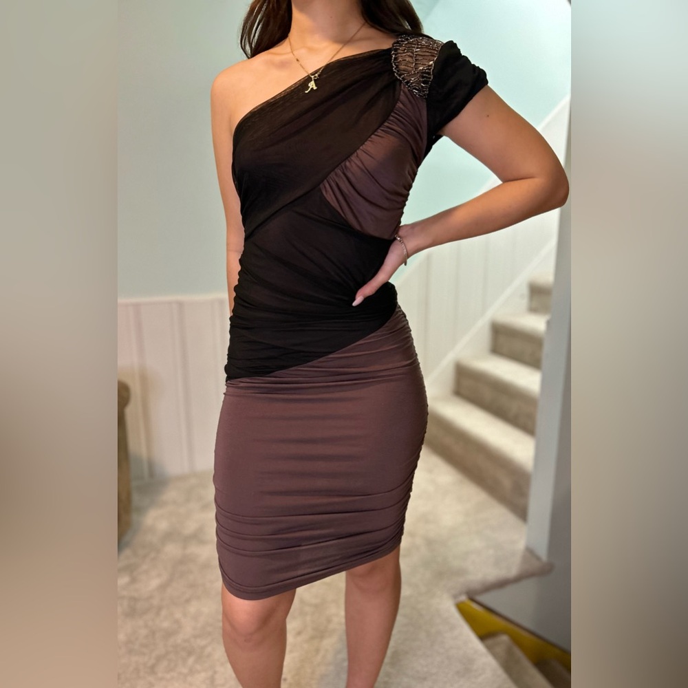 Vintage 2B Bebe Short fitted ruched dress